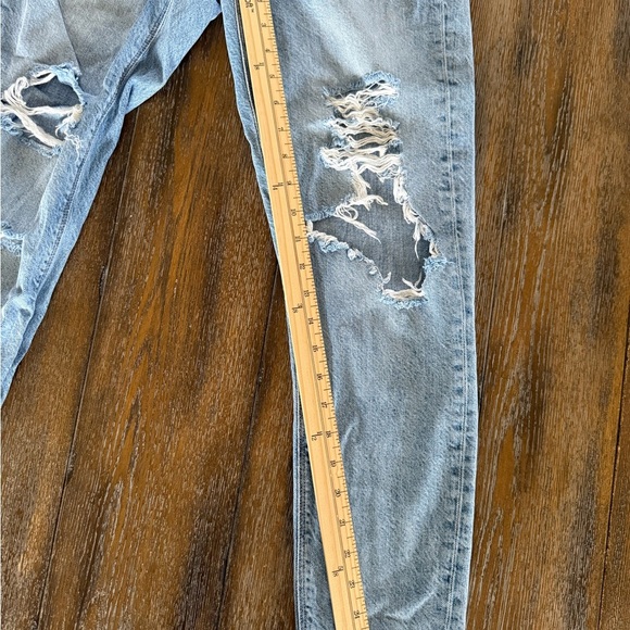 American Eagle Women’s Distressed Blue Jeans Size 0 - Picture 11 of 12